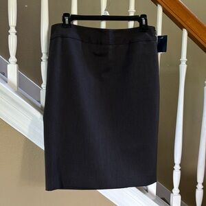 Anne Klein gray skirt, NWT